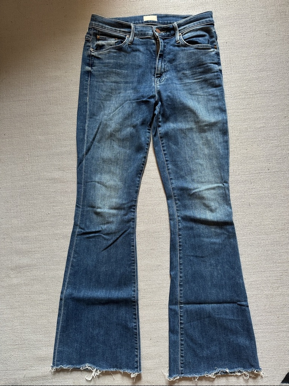 Mother Weekender Fray Jeans